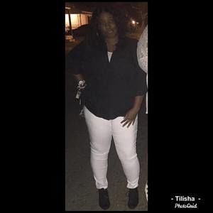 Meet your Posher, Monique